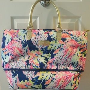 NWOT Expandable Weekender Travel Bag Sunken Treasu